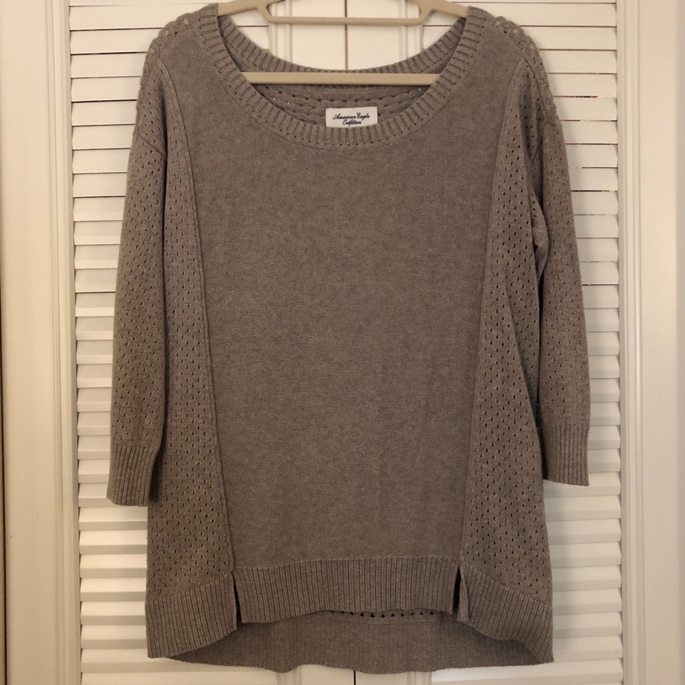 American Eagle Outfitters 3/4 Sleeve Sweater